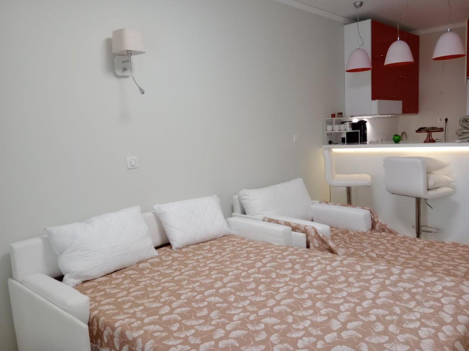 Modern Studio By The Sea Лутра-Эдипсу Экстерьер фото